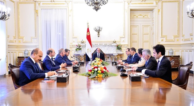 السيسى: اكتشافات الغاز تفتح آفاق التعاون بين دول المنطقة 