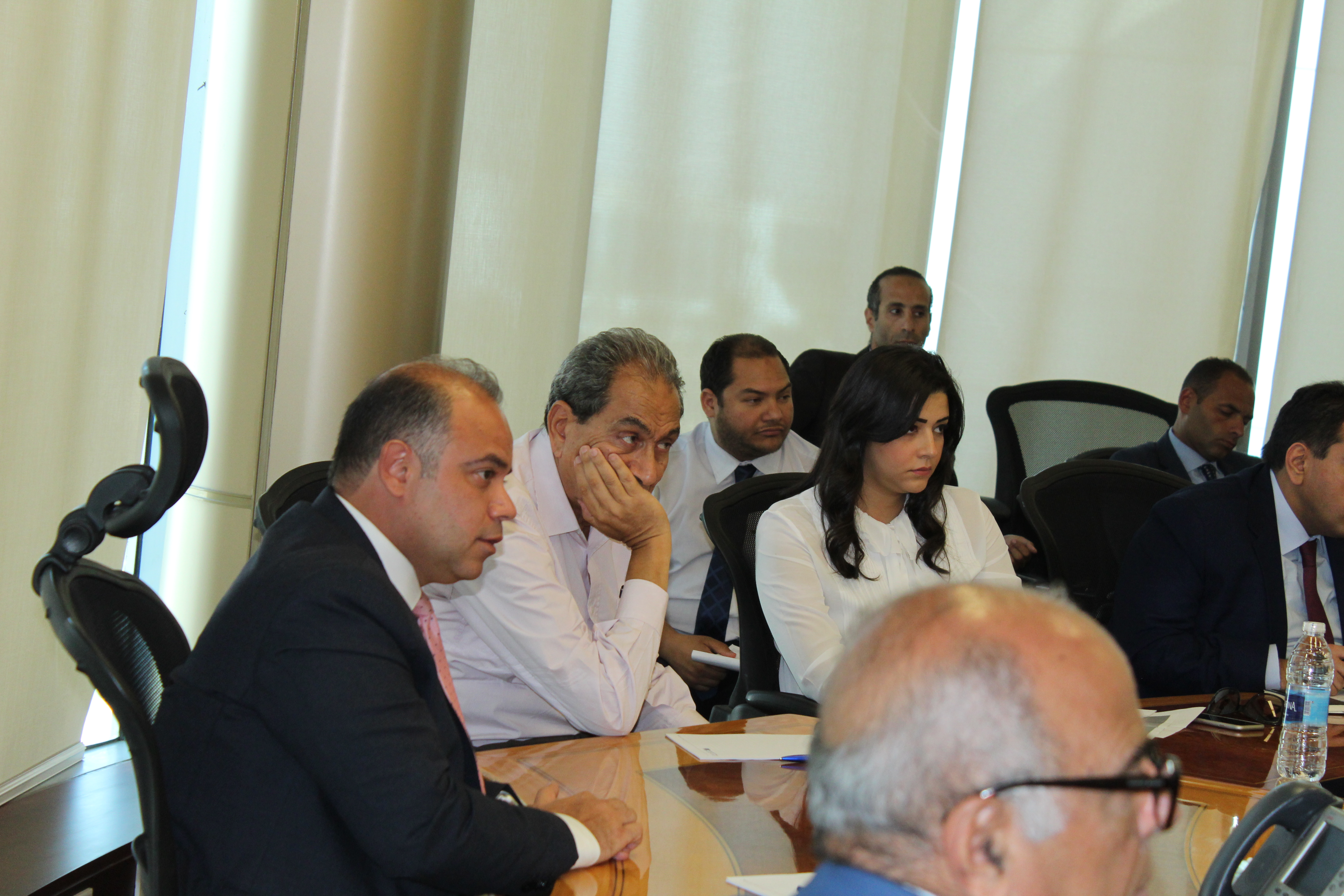 رئيس البورصة يلتقي أطراف السوق لتطوير وتنمية صناعة الأوراق المالية