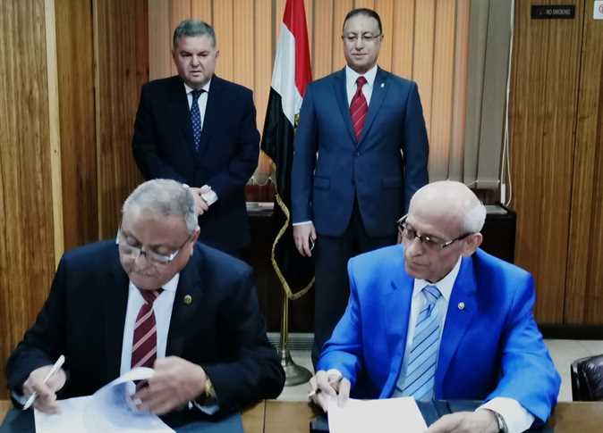 توقيع مذكرة تفاهم لإنشاء مصنع للأمونيا بالسويس بـ600 مليون دولار