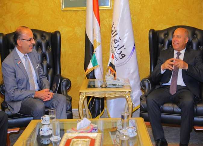 وزير النقل يبحث مع سفير المكسيك سبل التعاون بمجال النقل الحضري