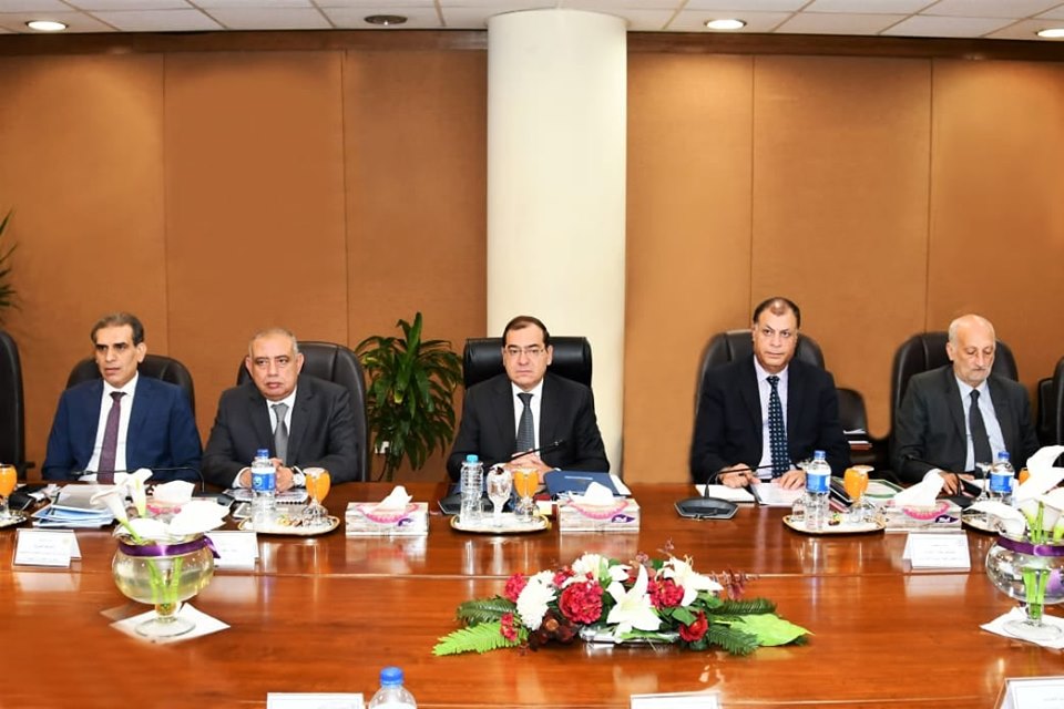 وزير البترول يرأس باكورة الجمعيات العامة لشركات بترول القطاع العام