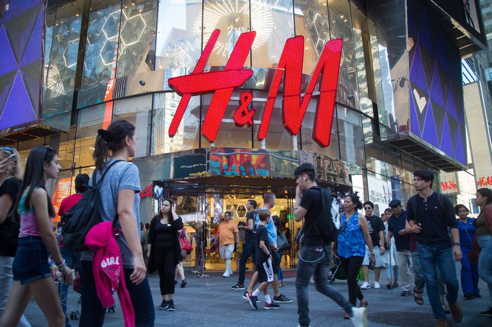 إتش آند إم ؛ H&M