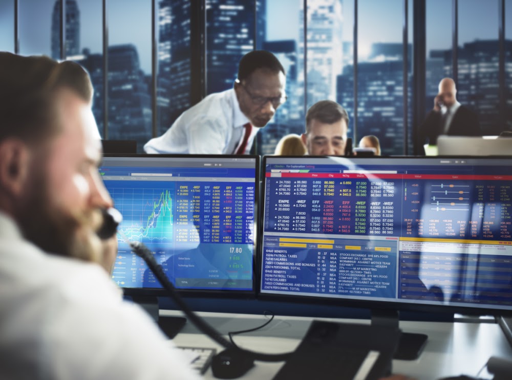 التحليل الفنى ؛ التداول الرقمى ؛ منصات التداول