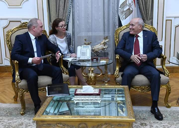 العصار يبحث مع نائب وزير التجارة والصناعة الروسي سبل تعزيز التعاون المشترك