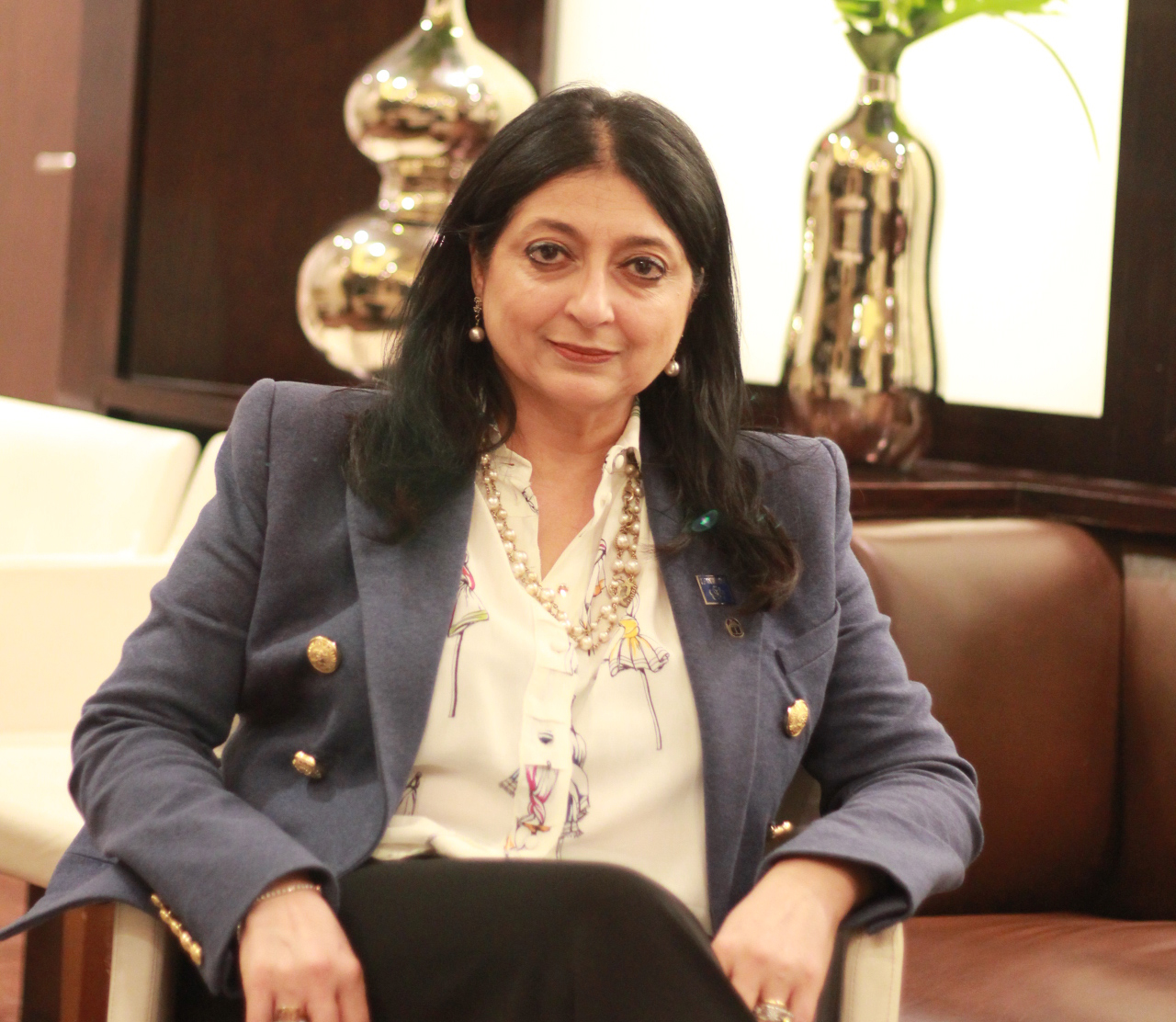 غادة حمودة ؛ شركة القلعة