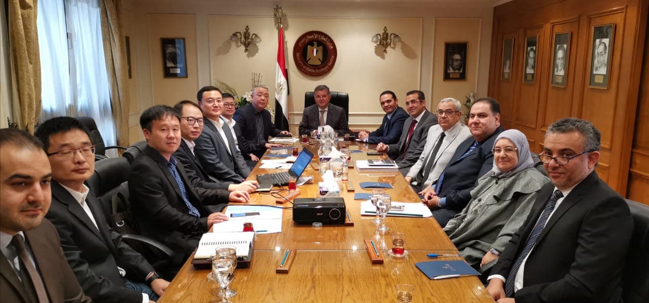 هشام توفيق ووفد شركة دونج فينج