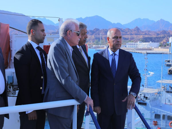 كامل الوزير ؛ خط شرم الشيخ الغردقة