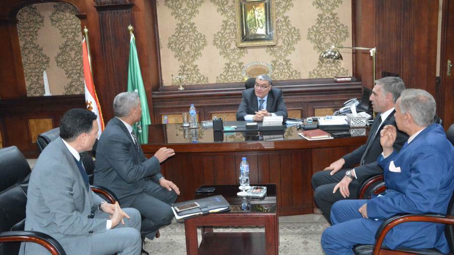محافظ المنيا أسامة القاضي مع رئيس مجلس إدارة هيئة تنمية الصعيد