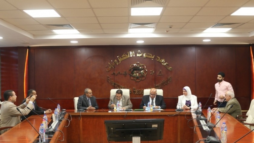 “معهد الإلكترونيات” يوقع بروتوكولاً مع “الهندسة الزراعية”