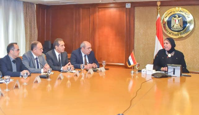 استمرار عمل المجالس التصديرية بتشكيلها الحالى لمدة 3 أشهر إضافية