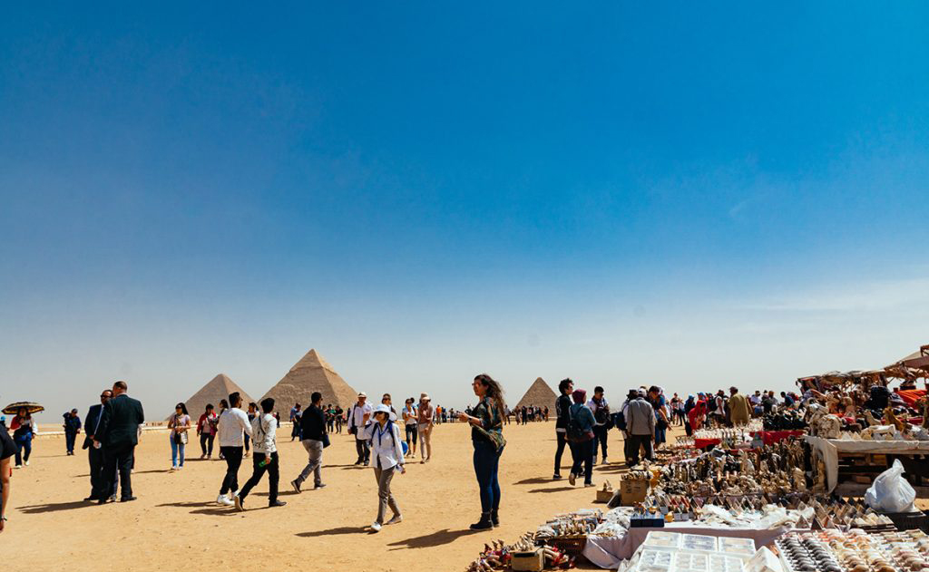 السياحة ؛ الآثار ؛ الأهرامات