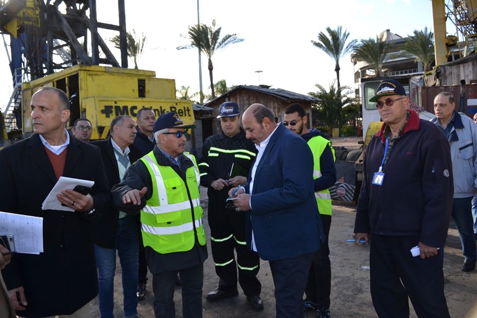 تشكيل 3 لجان لمتابعة إجراءات الجودة والسلامة بميناء الإسكندرية