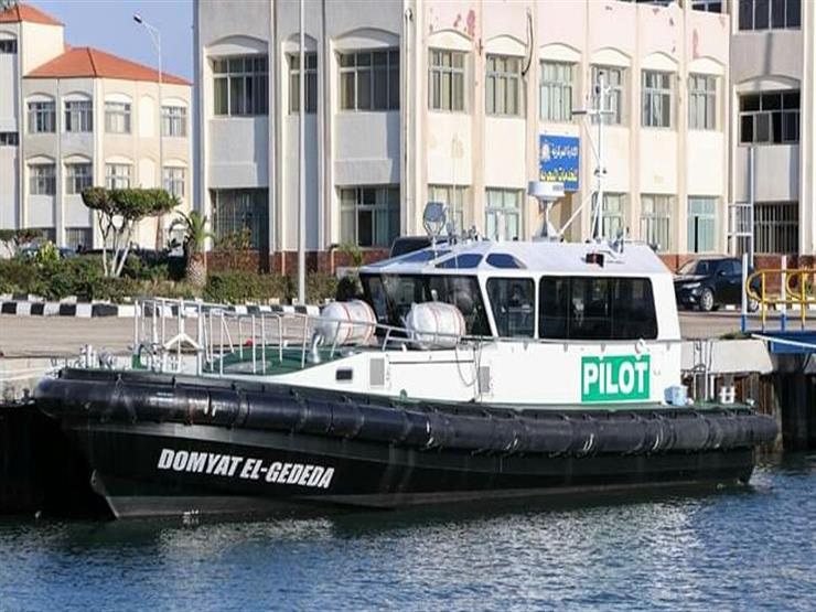 “المصرية لإصلاح وبناء السفن” تسلم لنش إرشاد لميناء دمياط