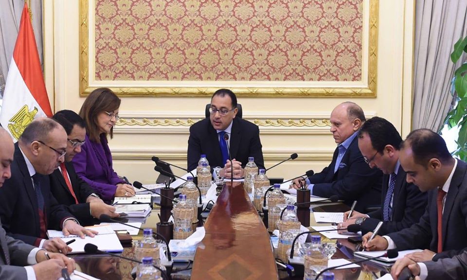 “مدبولى” يؤكد على أهمية ما تم اتخاذه من إجراءات لنقل ملف التحول الرقمي للاتصالات