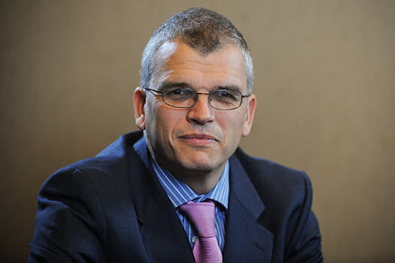 تيموثى آش ؛ شركة بلو باى لإدارة الأصول