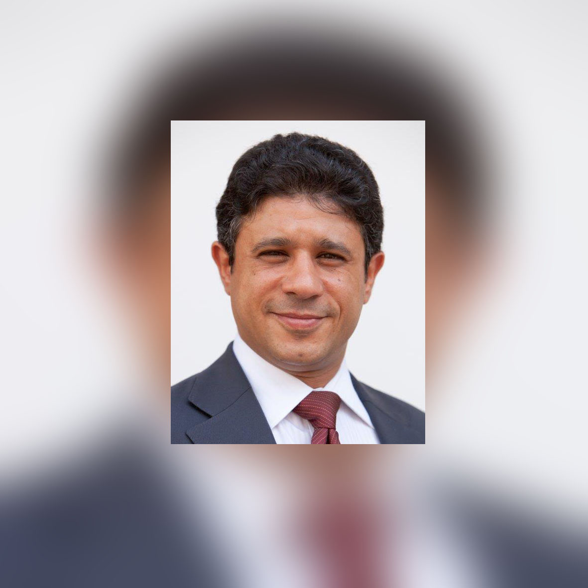 باسم قمر ؛ البنك الأوروبى لإعادة الإعمار