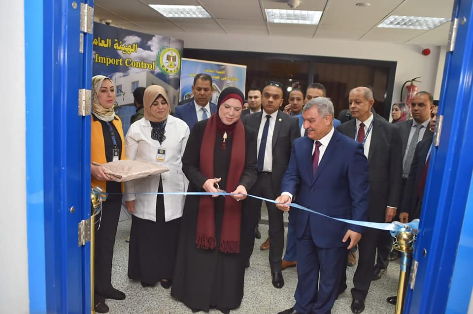في إطار تطوير المعامل الغذائية.. “وزيرة الصناعة” تفتتح أحدث معمل لمتبقيات المبيدات والسموم