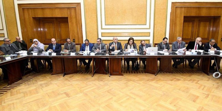 الجزار والسعيد يناقشان الخطة الاستثمارية لـ”الإسكان” للعام المالى 2020-2021