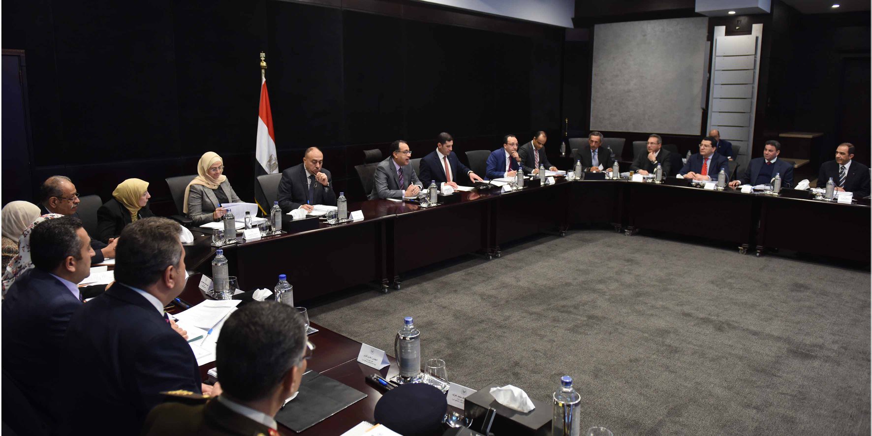 عاجل -الحكومة تعد خطة متكاملة لترويج وتسويق المشروعات الاستثمارية