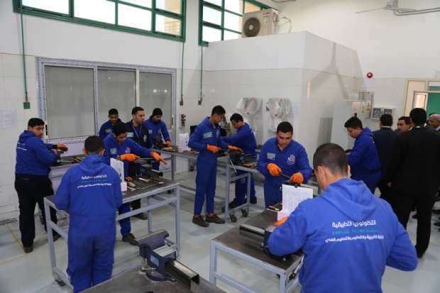 مدارس التكنولوجيا التطبيقية ؛ مدرسة العربى