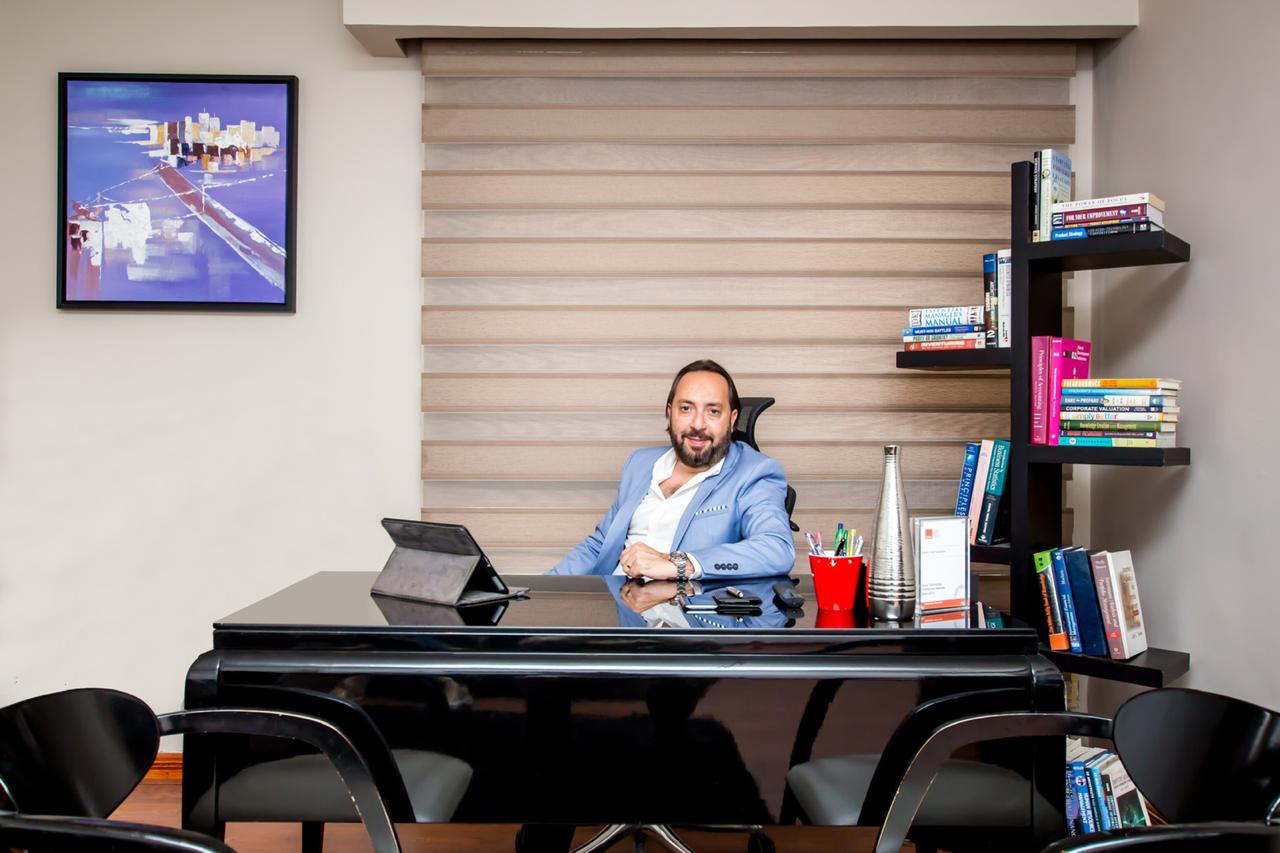 وائل رفعت رئيس سفير لتكنولوجيا اﻷبنية الذكية