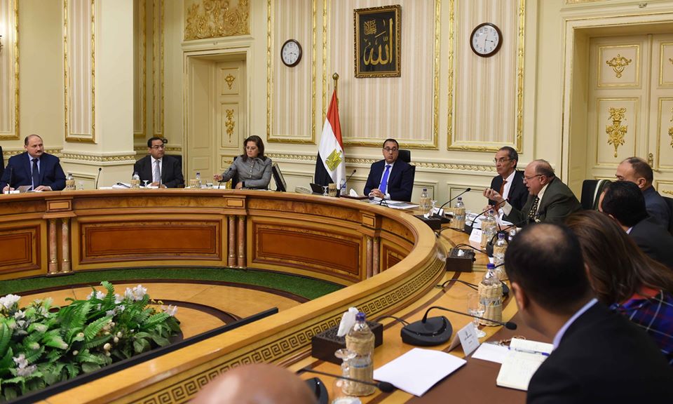 “مدبولى” يُتابع إجراءات تنمية قدرات العاملين بالجهاز الإداري والمؤهلين للانتقال للعاصمة الإدارية