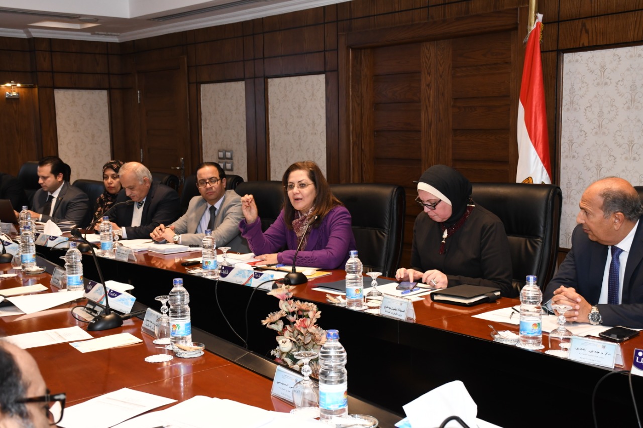 “التخطيط” و”التنمية المحلية” و”الصناعة” يتابعون برنامج التنمية المحلية بصعيد مصر
