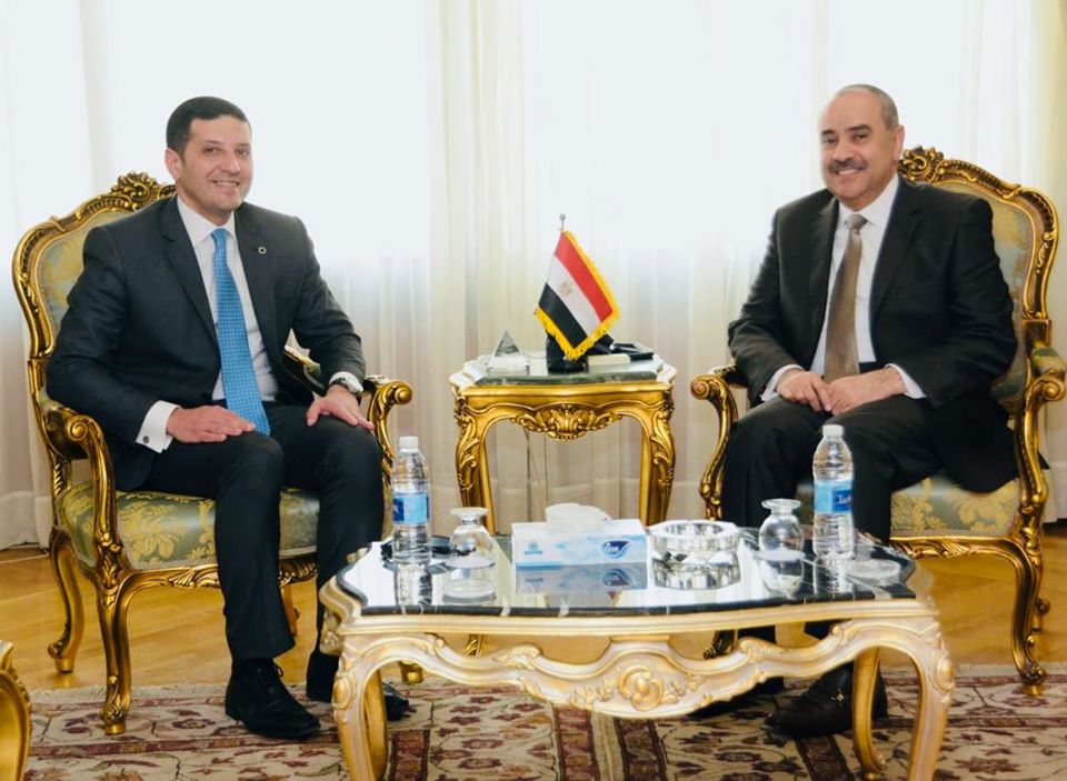 هيئة الاستثمار تعتزم إنشاء مكتب لها فى مطار القاهرة