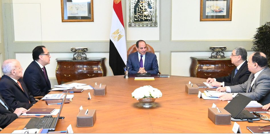 “السيسى” يوجه بإطلاق استراتيجية صناعة السيارات والصناعات المغذية