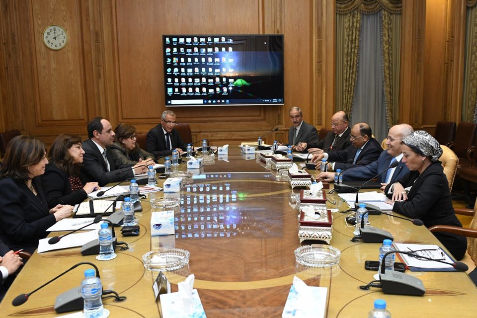 العصار: مفاوضات مع شركات عالمية للتعاقد على مشروعات تدوير المخلفات البلدية الصلبة