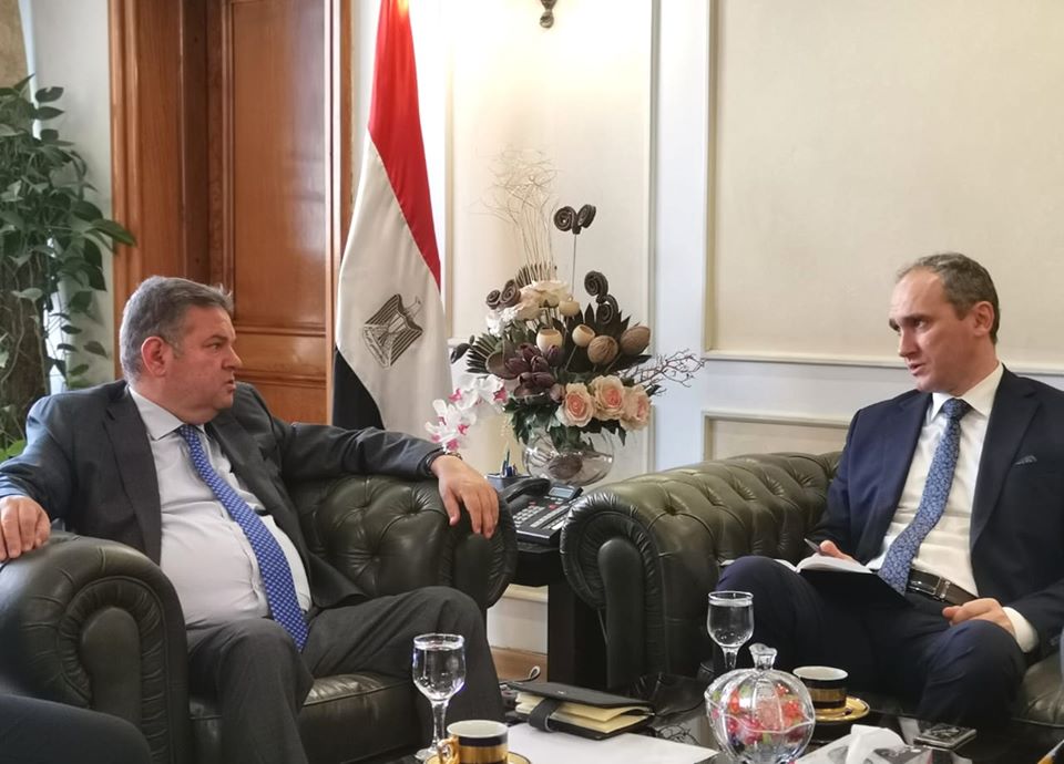 هشام توفيق وزير قطاع الأعمال العام