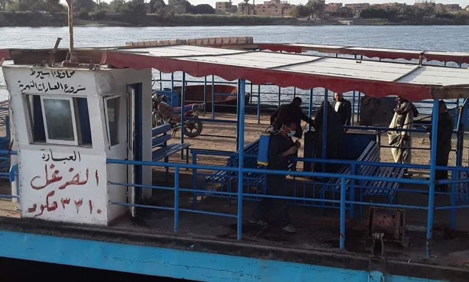 محافظ أسيوط يوجه بتطهير وتعقيم الوحدات النهرية للوقاية من كورونا