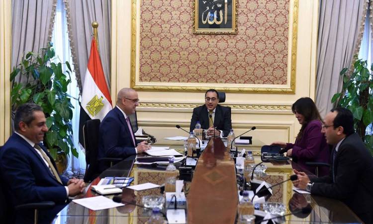 صرف 3.8 مليار جنيه مستحقات لشركات المقاولات