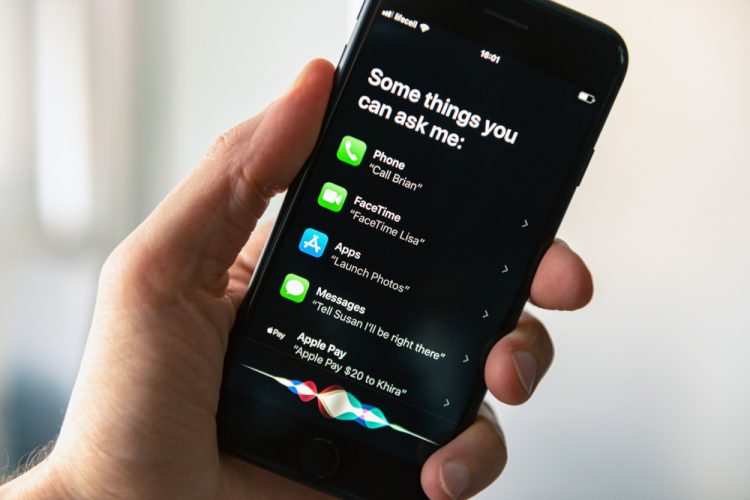 “آبل” تستحوذ على منصة للذكاء الاصطناعي لتحقيق فهم أفضل للغة المستخدمين