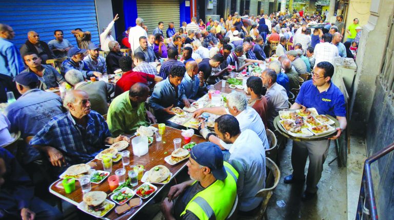 موائد الإفطار ؛ الفراشة