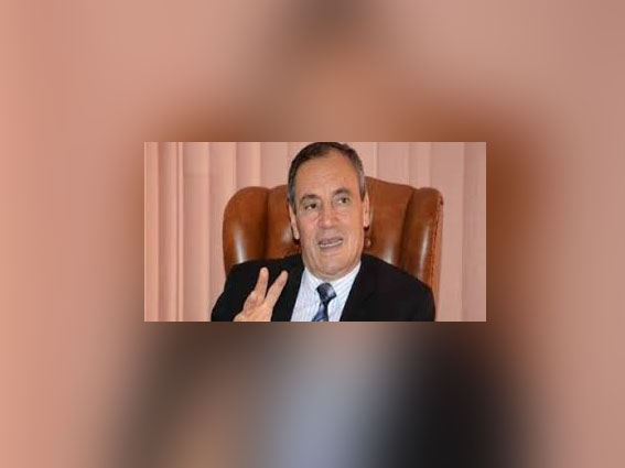 اللواء سيد العشرى رئيس شركة التعمير والإسكان للمرافق