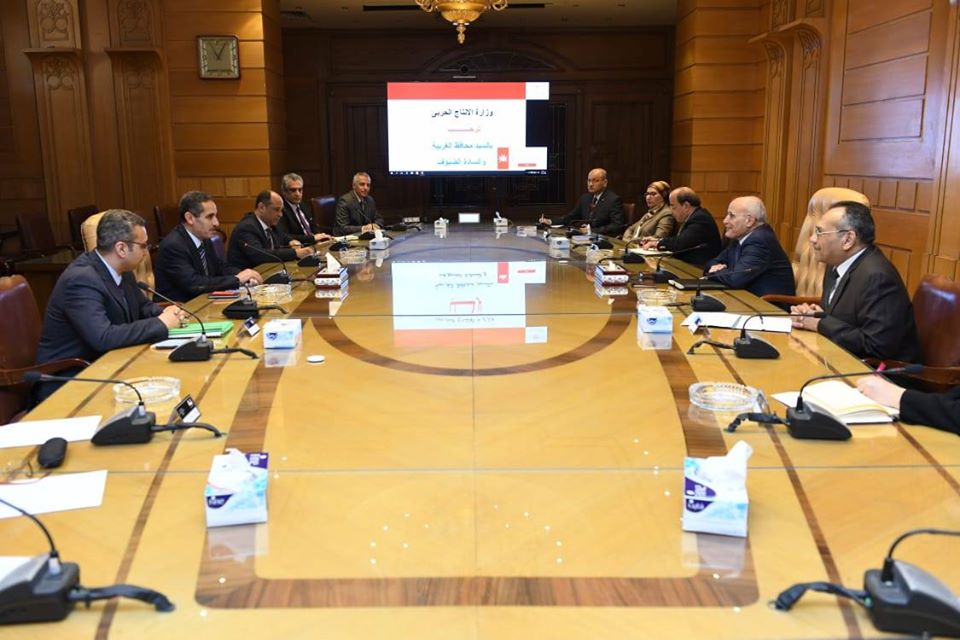 “الإنتاج الحربى” تتعاون مع “الغربية” فى المجالات الخدمية وتدوير المخلفات