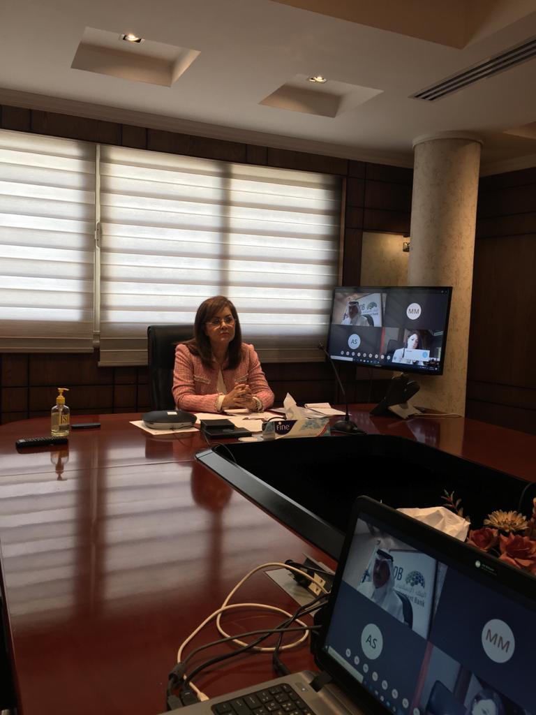 هالة السعيد وزيرة التخطيط