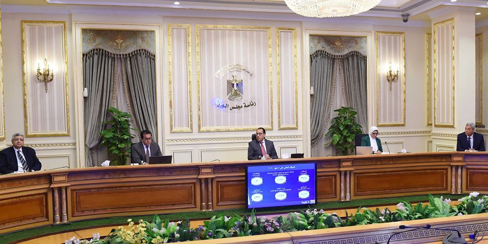 مصطفى مدبولى رئيس مجلس الوزراء ؛ الحكومة