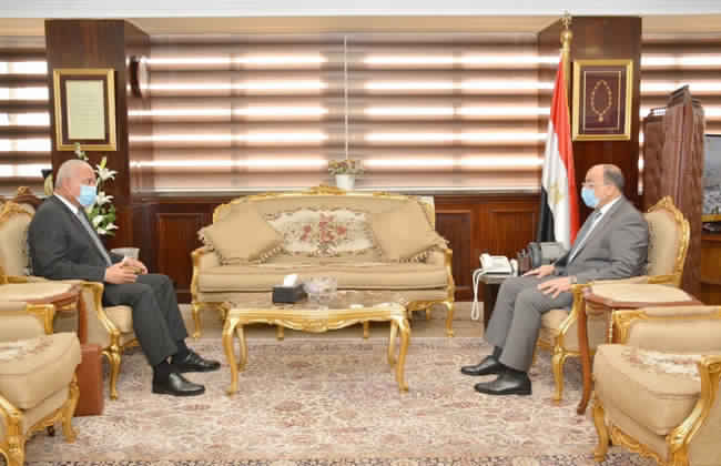 وزير التنمية المحلية