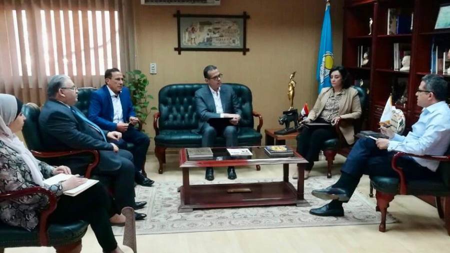 وزير السياحة والآثار