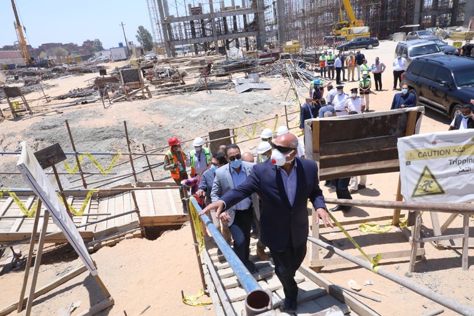 القطار الكهربائى