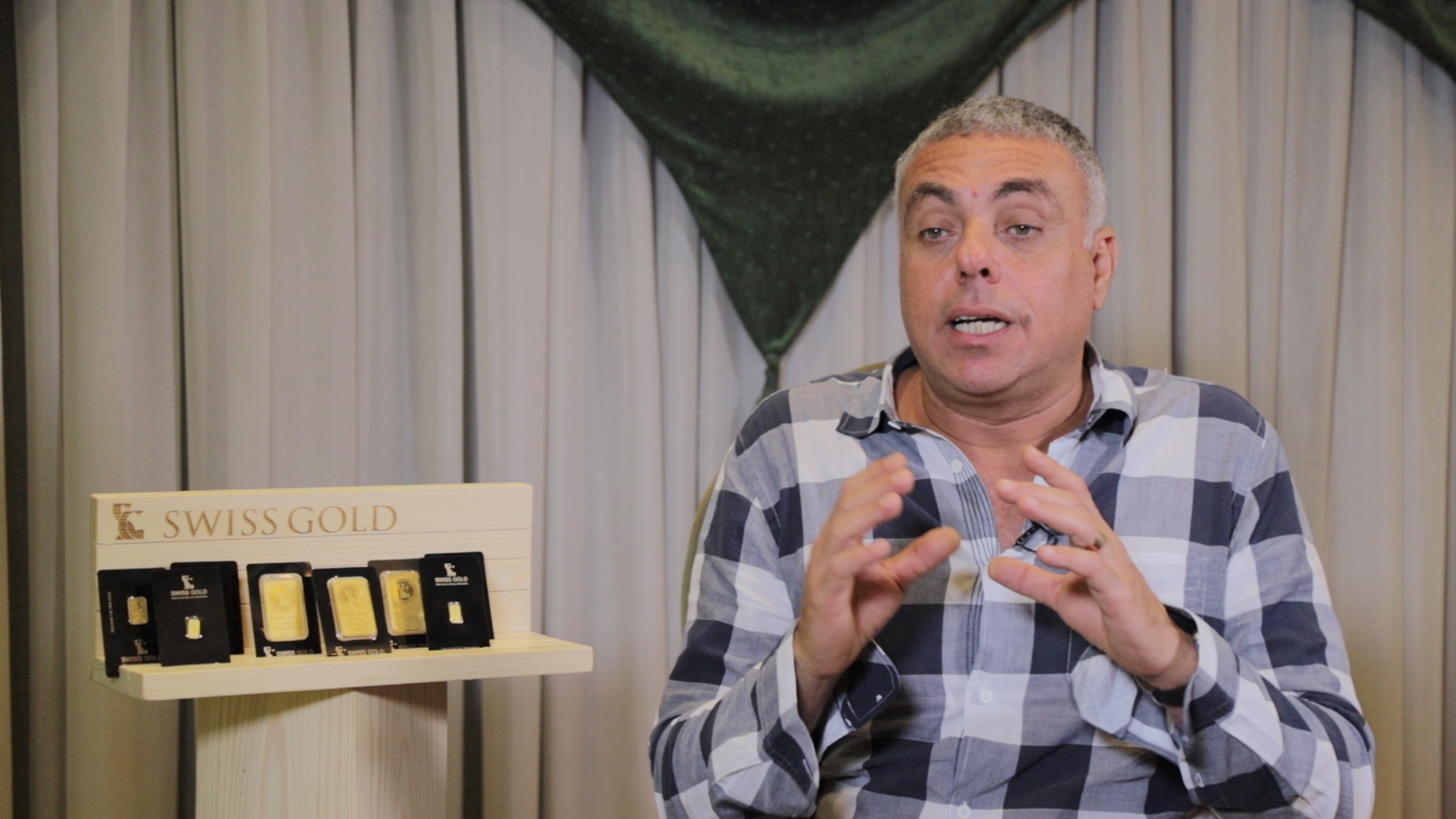 إيهاب بهجت ؛ سويس جولد