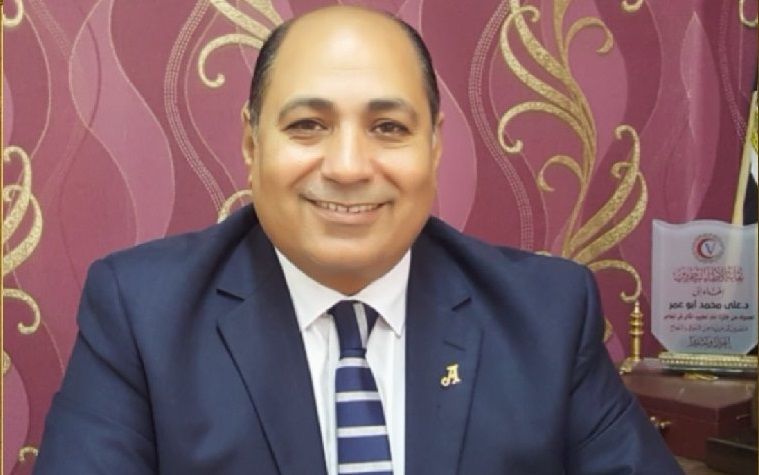 علي أبو عمر مدير عام المحاجر لشرق الدلتا وسيناء ونقيب الاطباء البيطريين في بورسعيد