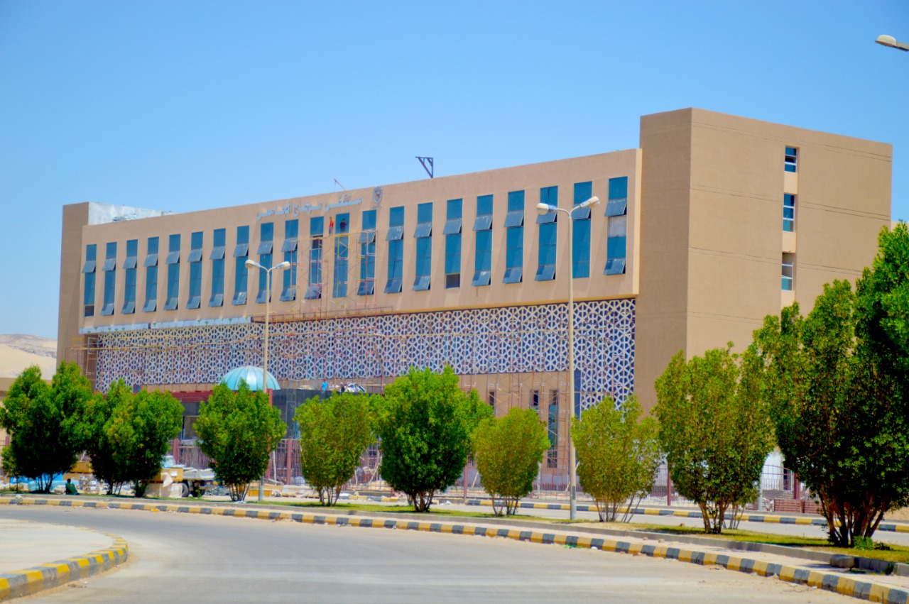 مستشفى سوهاج الجديدة