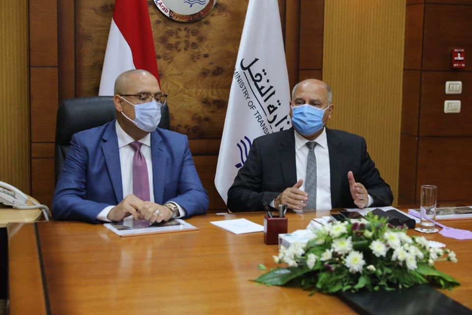 وزيرا النقل والإسكان يستعرضان نتائج العروض الفنية لمشروع “القطار السريع”
