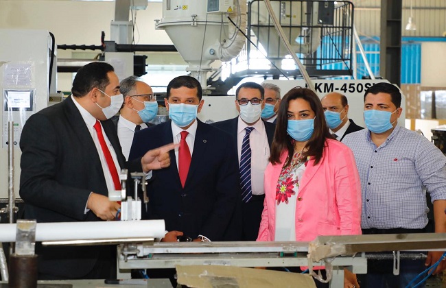 رئيس الهيئة: “الاستثمار” تفتح أبوابها لمختلف المستثمرين لحل أى تحديات قد تواجههم