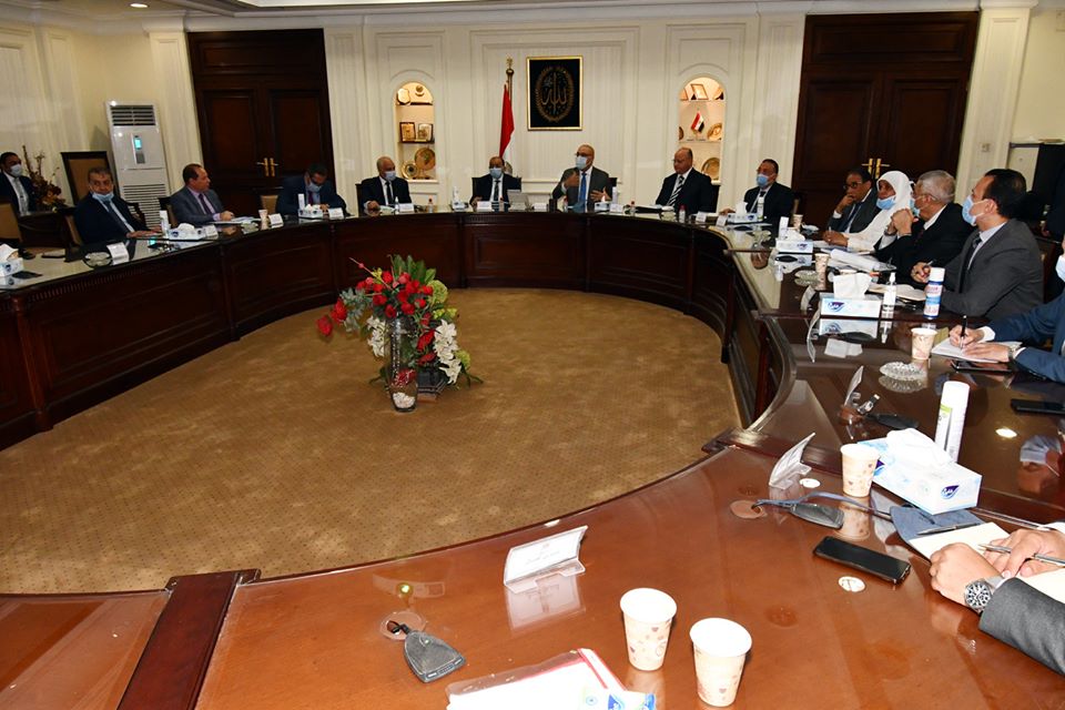 الحكومة تحدد الاشتراطات البنائية لضبط العمران فى القاهرة والجيزة والإسكندرية