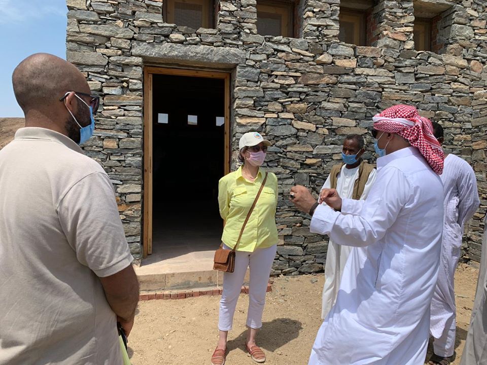 وزيرة البيئة