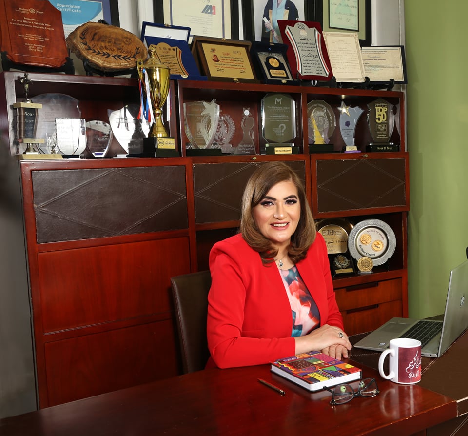 نور الزينى رئيس قطاع الاتصال المؤسسى والمسئولية الاجتماعية فى بنك قناة السويس